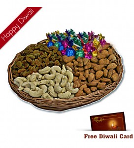 dryfruits-and-chocolates-in-a-tokri-dryfruits-and-chocolates-in-a-tokri-tccuo2_001